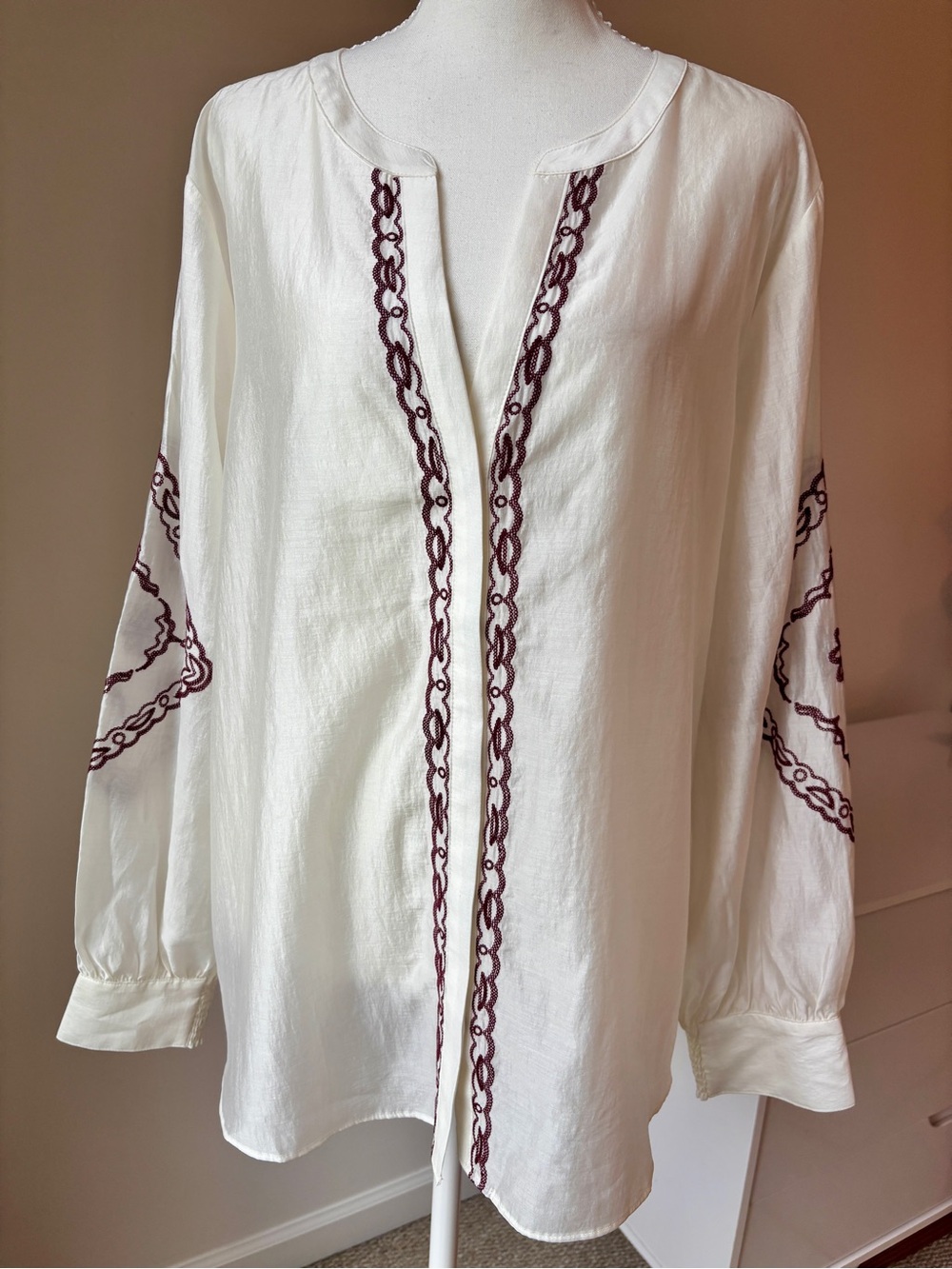 Chico's White Tunic with Brown Chain Embroidery - Size 16